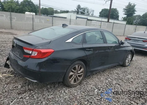 2018 Honda Accord Lx z USA, uszkodzony, nr VIN 1HGCV1F11JA182566